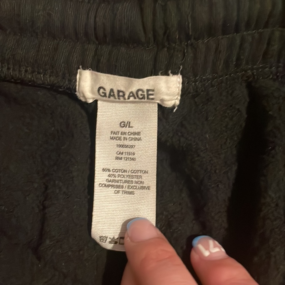 Garage Shorts - Picture 3 of 3